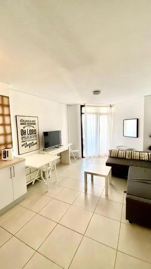 Lovely Studio Los Cristianos Wifi, Cable Tv, Pool location