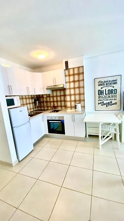 Lovely Studio Los Cristianos Wifi, Cable Tv, Pool Arona  Apartment